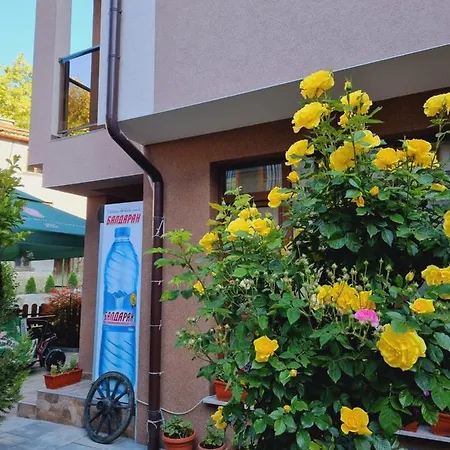 Guest house студио никола 3*